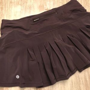 Lululemon circuit breaker skirt